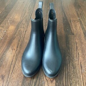 Sam edelman black rain booties